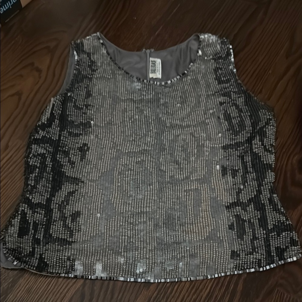 **Bill Blass Gray Sequin Sleeveless Tank Top**